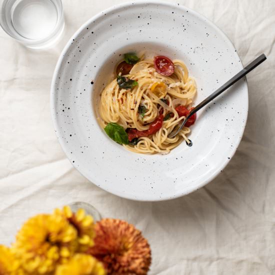Spaghetti with Cherry Tomatoes