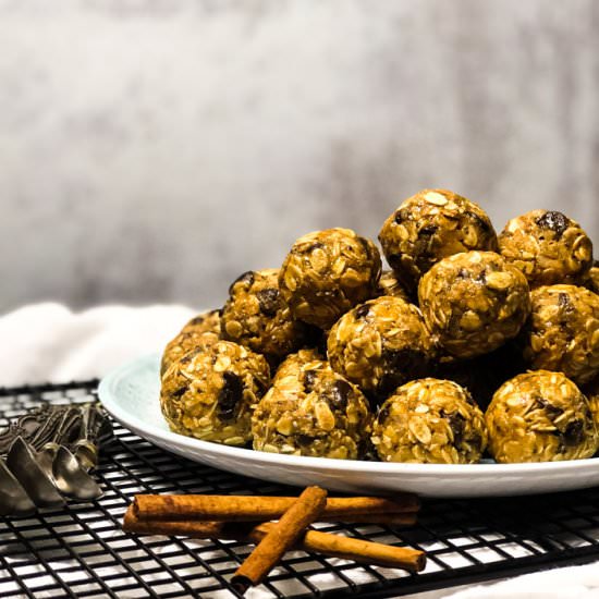 Peanut Butter Energy Bites