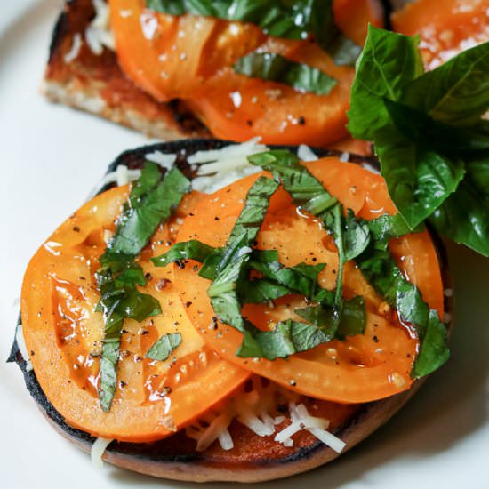 Tomato Basil Mozzarella Bagel Toast