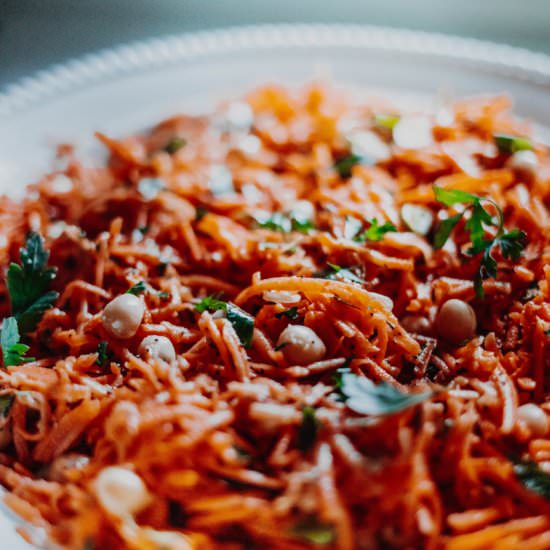 Moroccan Carrot & Chickpea Salad