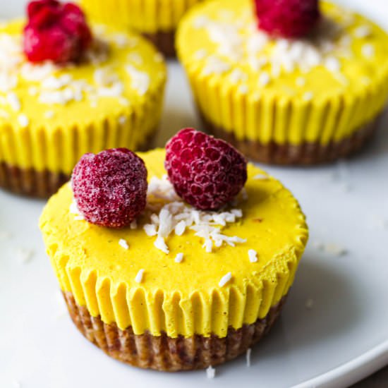 Vegan Mango Cheesecakes