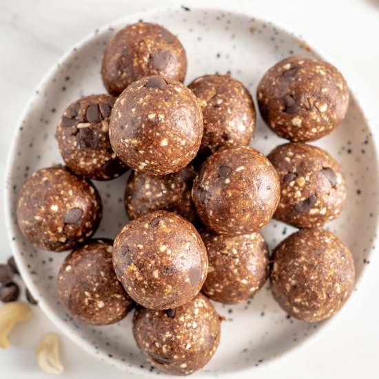 Maca Chocolate Chip Bites