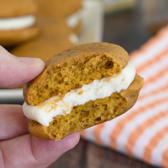 Pumpkin Whoopie Pies