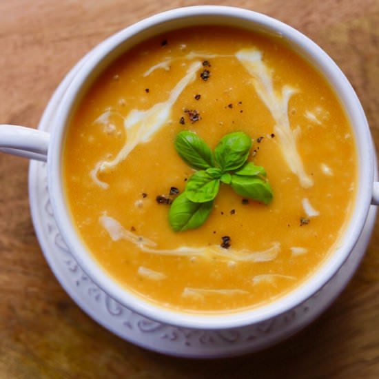 ROASTED BUTTERNUT SQUASH SOUP