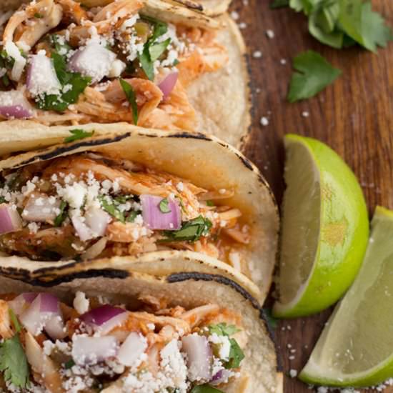 Easy Chicken Tinga Tacos