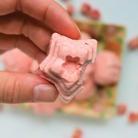 Homemade Strawberry Chocolates