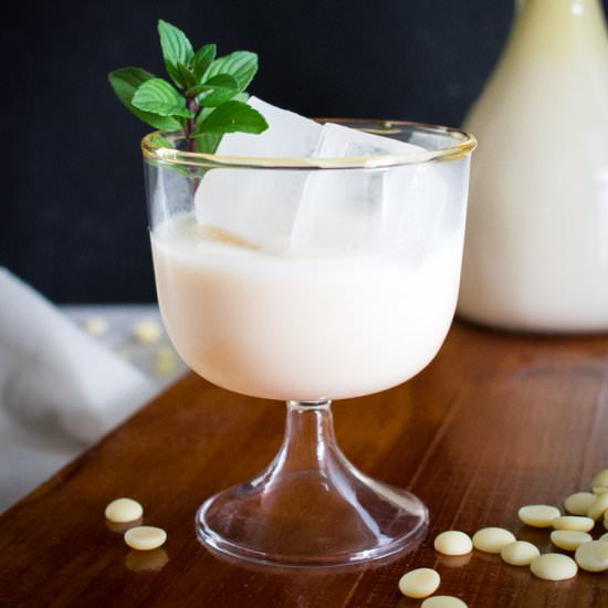 Mint cream liqueur