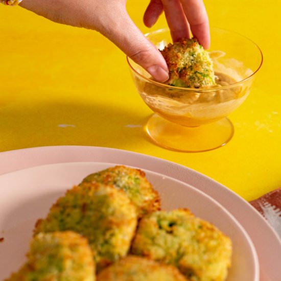 AIR FRYER ZUCCHINI FRITTERS