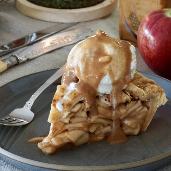 Mom’s Apple Pie with Cheddar Crust