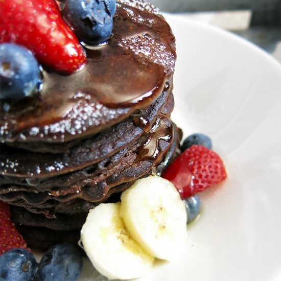 Chocolate Banana Blender Pancakes