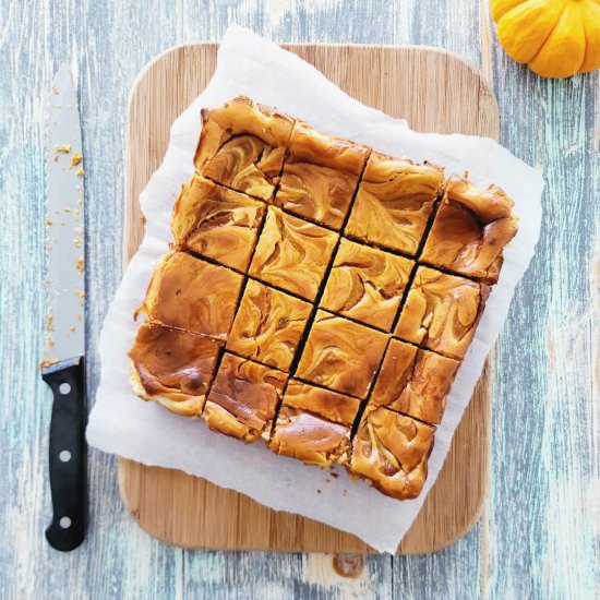 Pumpkin Swirl Cheesecake Bars
