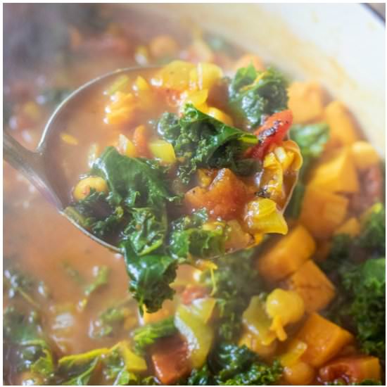 Chickpea Kale Curry Soup