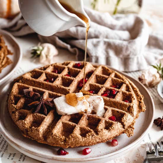 Easy Vegan Pumpkin Waffles