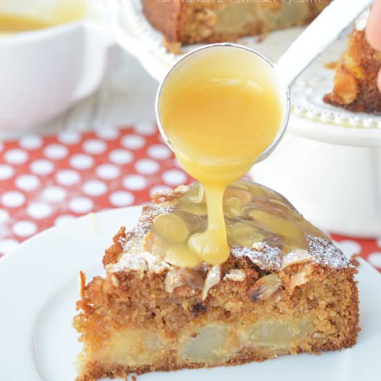 Pear-tart with almonds&brown sugar