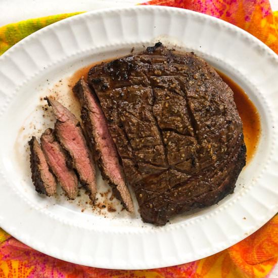Easy Keto Flank Steak with Garlic