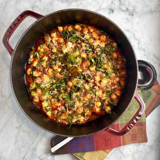 Chickpeas in Pomodoro Sauce
