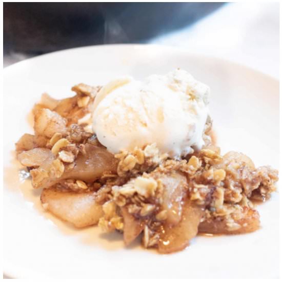 Easy Cast Iron Apple Crisp