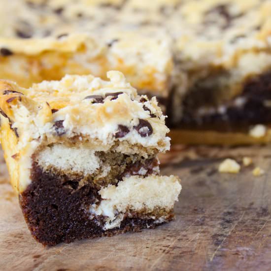 Amazing Tiramisu Cheesecake Brownie