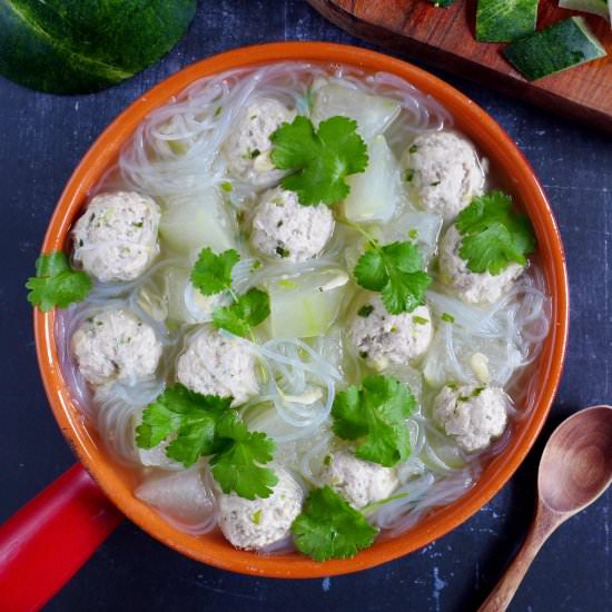 Chinese meatball soup