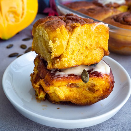 Pumpkin Cinnamon Rolls