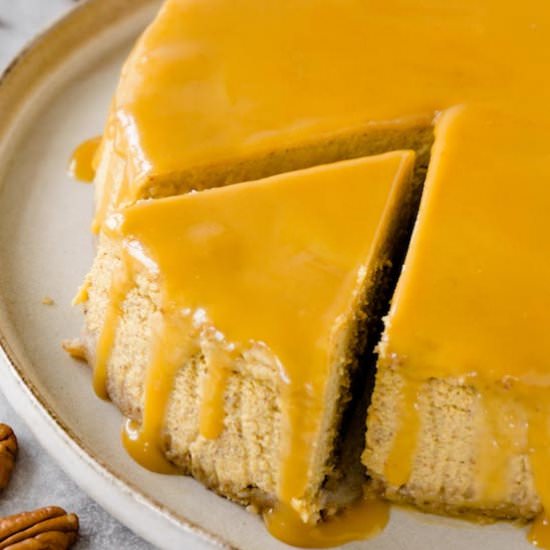 Keto pumpkin cheesecake