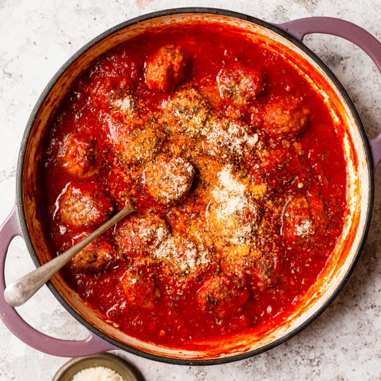 Italian Meatballs in Tomato Sauce