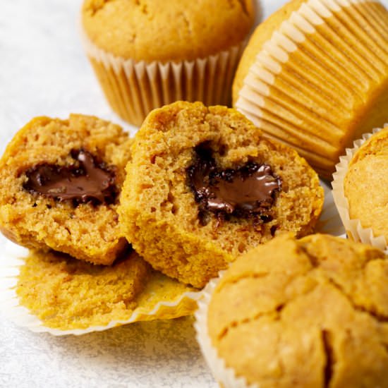 Nutella Stuffed Pumpkin Muffins