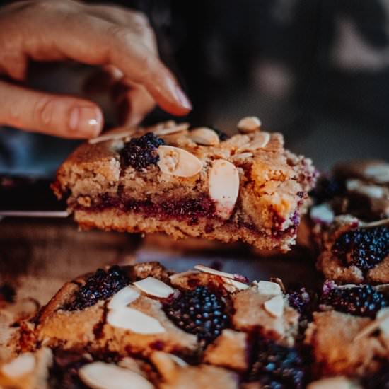 Blackberry bakewell bars