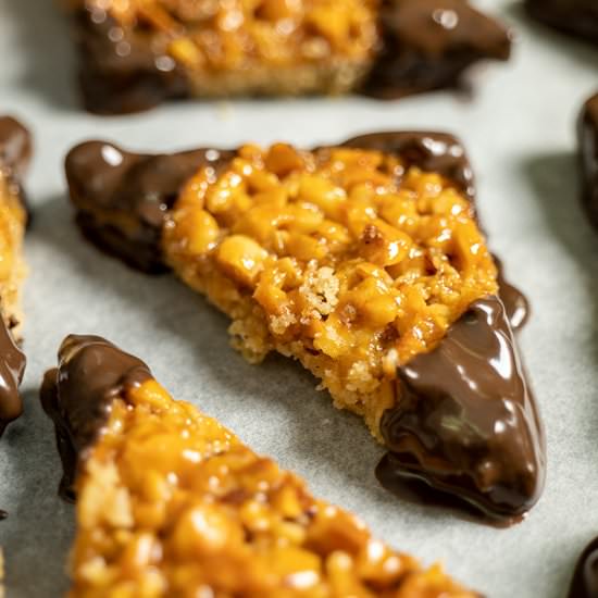 Nussecken – Hazelnut Triangles