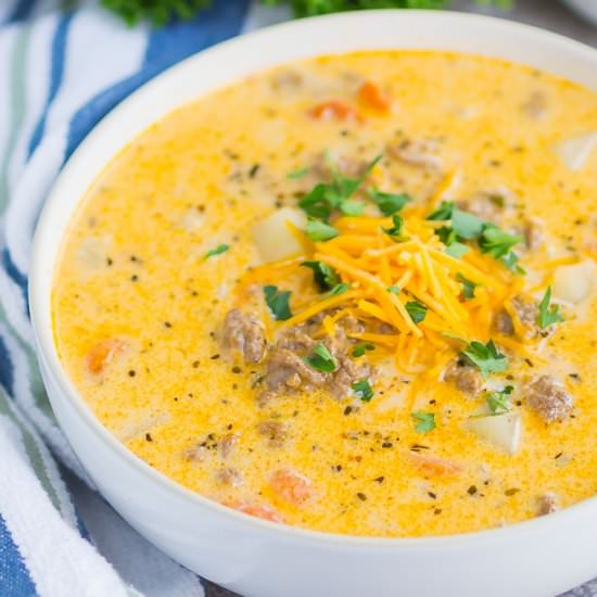 Easy Cheeseburger Soup