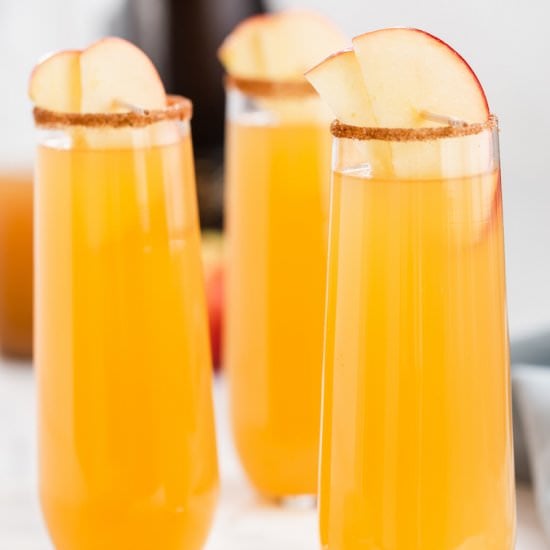 Apple cider mimosas