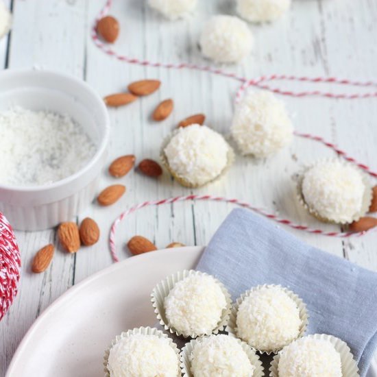 RAFFAELLO COCONUT BALLS