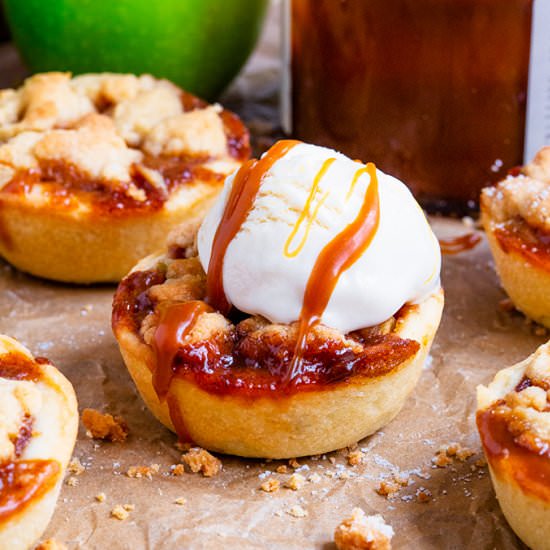 Mini Toffee Apple Crumble Pies