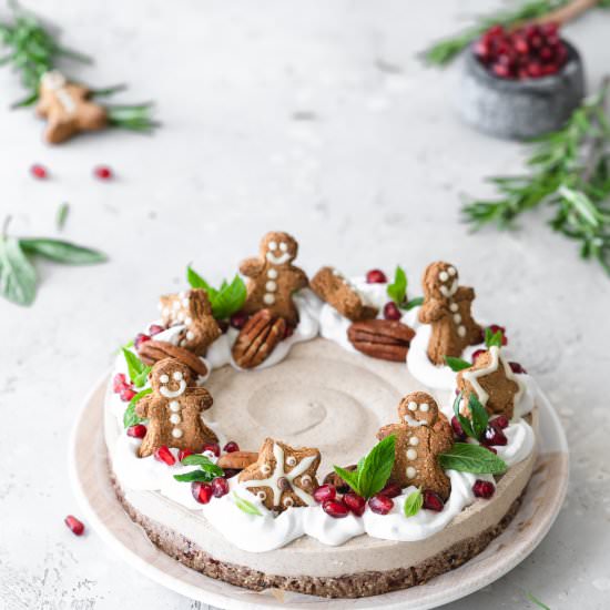 Vegan Gingerbread Cheesecake