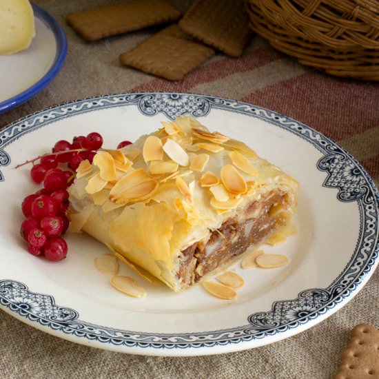 STRUDEL DE MEMBRILLO Y QUESO