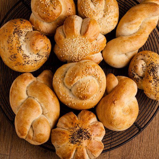 Fancy dinner rolls