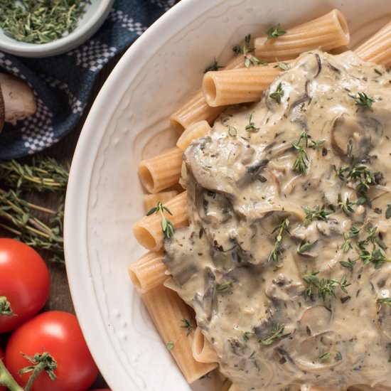 Vegan Mushroom Cream Sauce