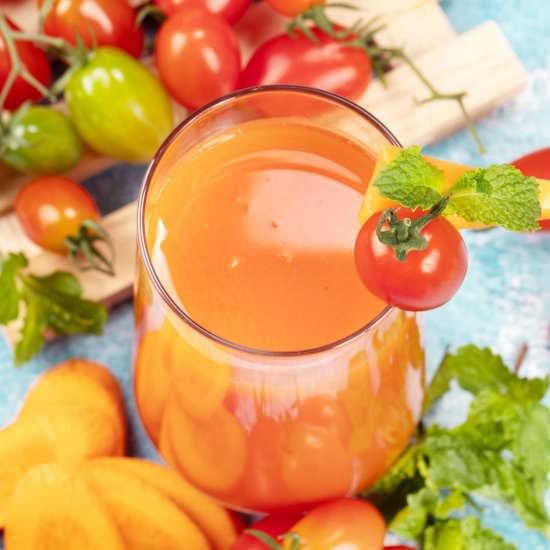 Healthy Carrot Tomato Juice