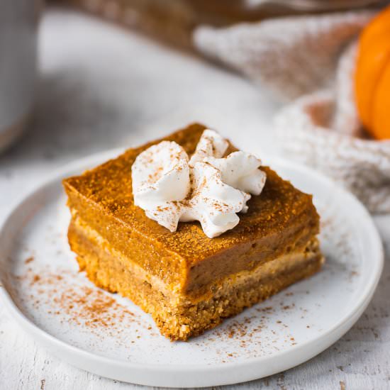 Healthy Pumpkin Pie Bars