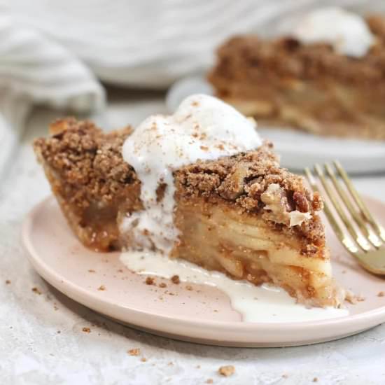 Vegan Apple Crumb Pie