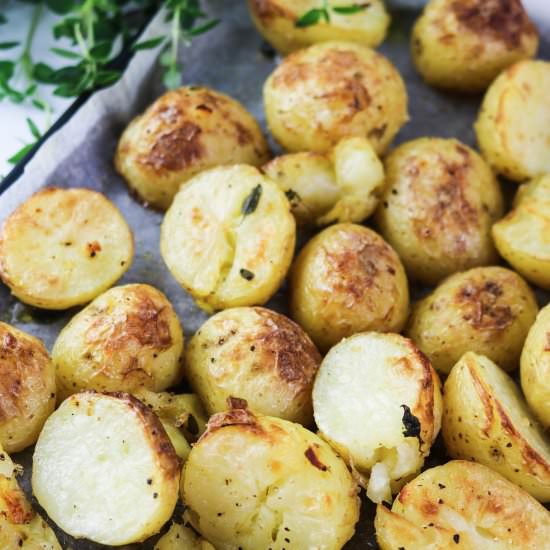 Easy Skin On Roasted Potatoes