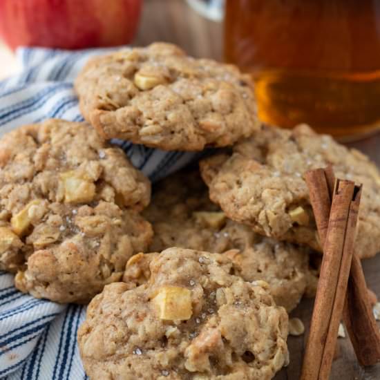Apple Cider Oatmeal Cookies
