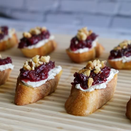 Cranberry & Cashew Cheese Crostini
