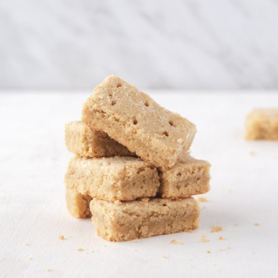 VEGAN AND GLUTEN-FREE SHORTBREAD