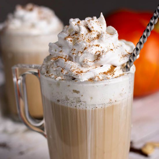 Homemade Vegan Pumpkin Spice Latte