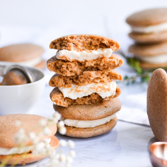 Vegan Chai Spiced Whoopie Pies