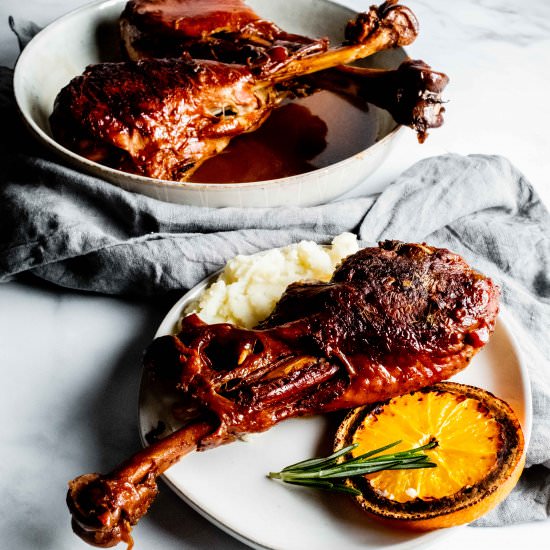spiced braised turkey legs