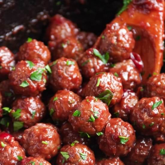 Slow Cooker Cranberry Meatballs