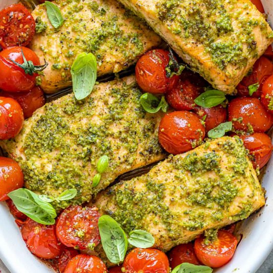 BAKED PESTO SALMON