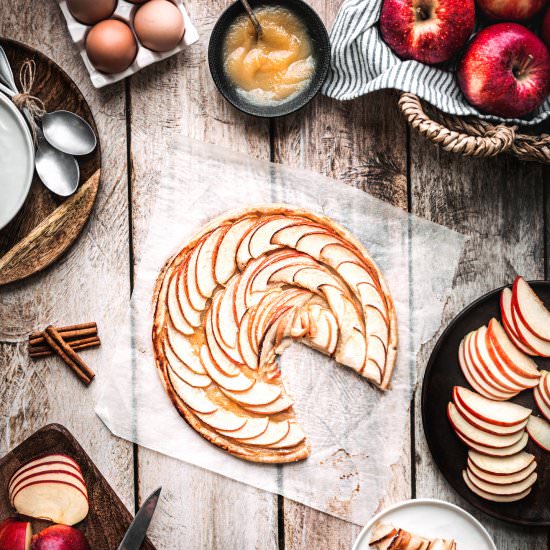 Puff pastry apple tart